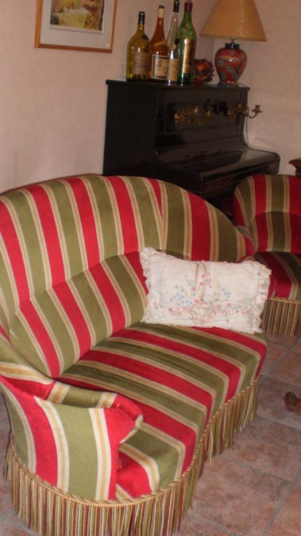 Auberge De L'Atre Quarre-les-Tombes Экстерьер фото